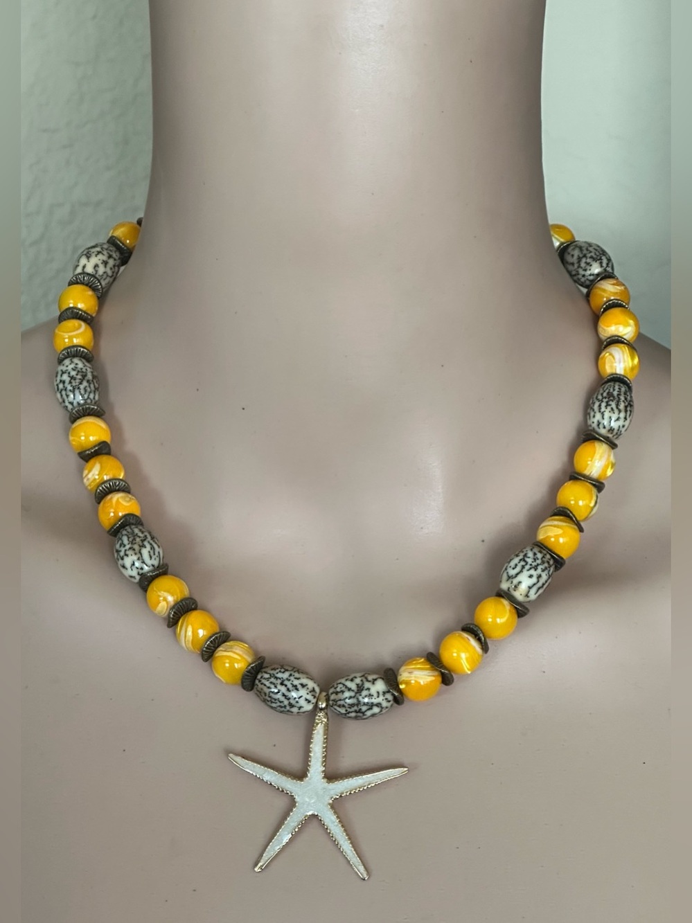 20-1/2 inch Trochidae Shell bead necklace NWOT